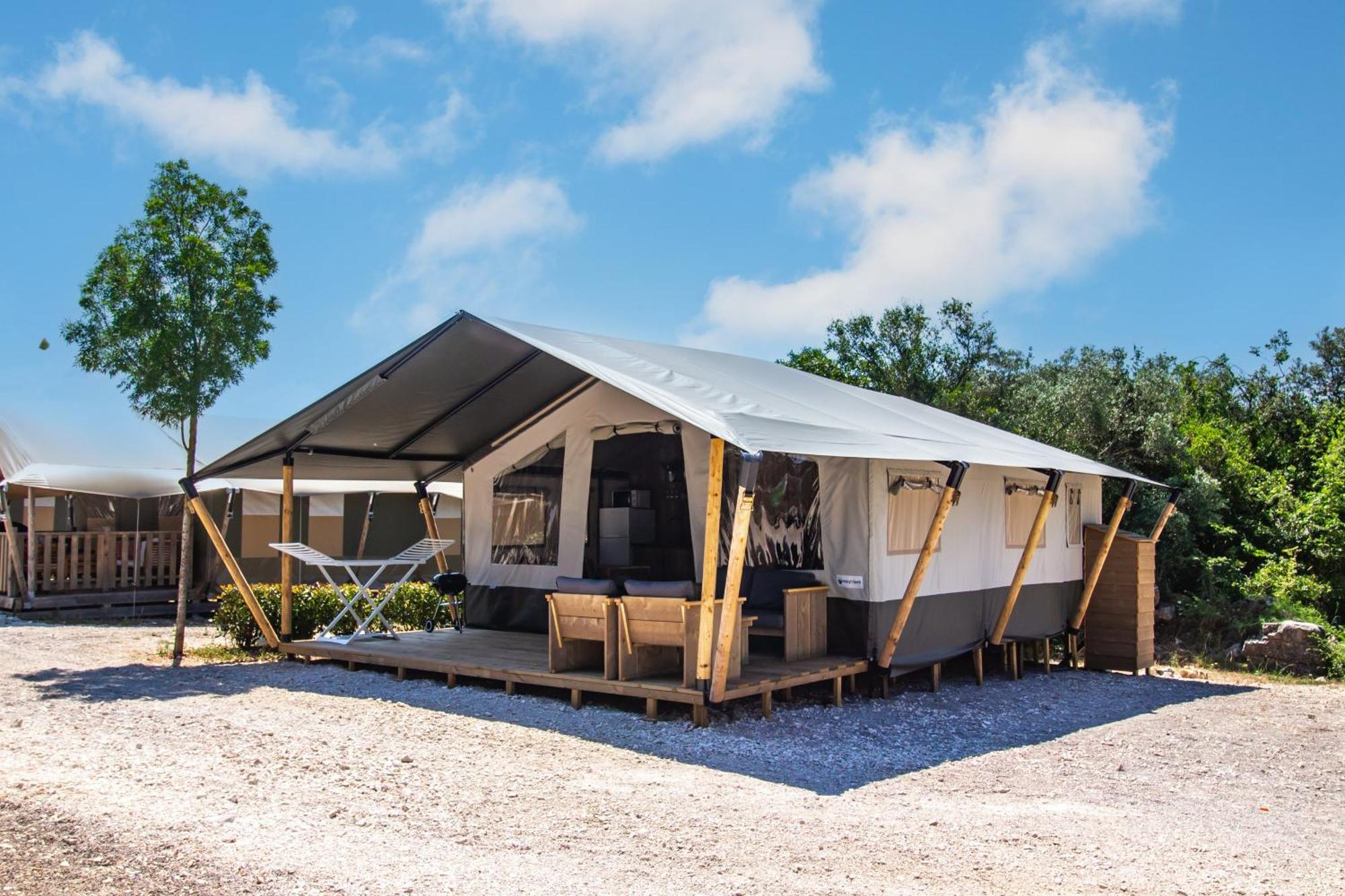Počitniški park Easyatent Safari Tent Polari Rovinj