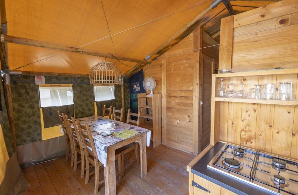 Easyatent Safari Tent Polari Počitniški park
